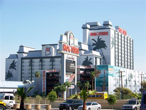 hooters casino hotel